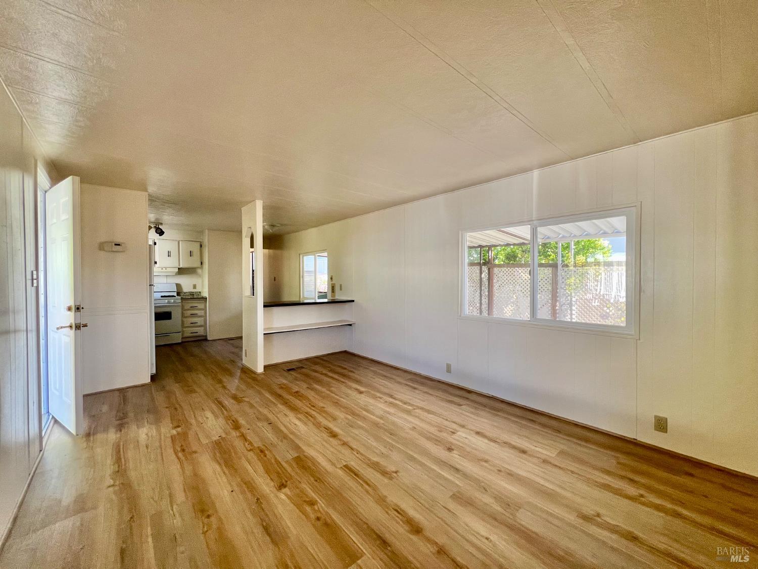 Detail Gallery Image 8 of 25 For 101 Drake Mews Unkn, Sonoma,  CA 95476 - 2 Beds | 2 Baths
