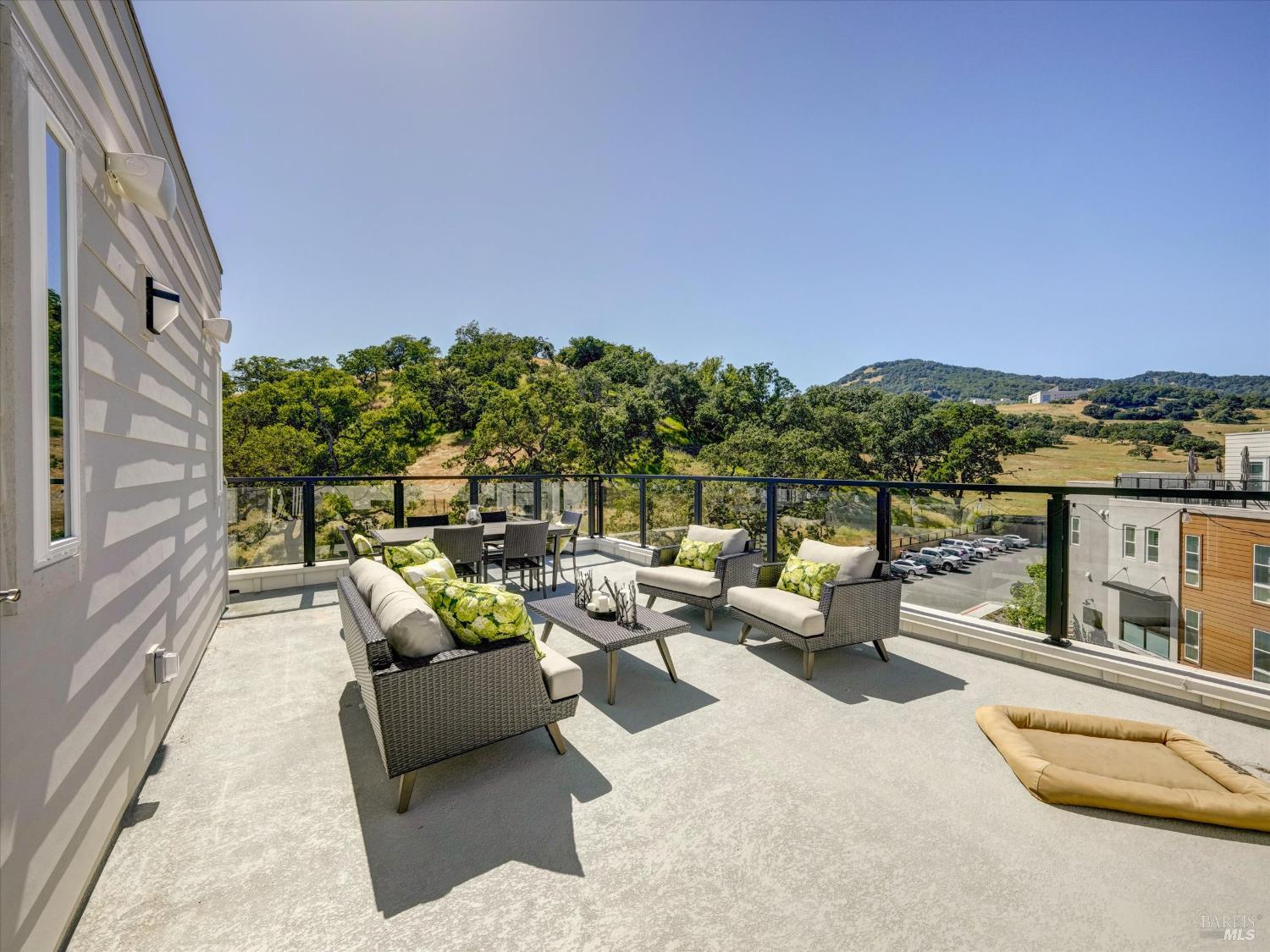 Detail Gallery Image 31 of 41 For 226 Verandah Ave, Novato,  CA 94945 - 3 Beds | 2/1 Baths