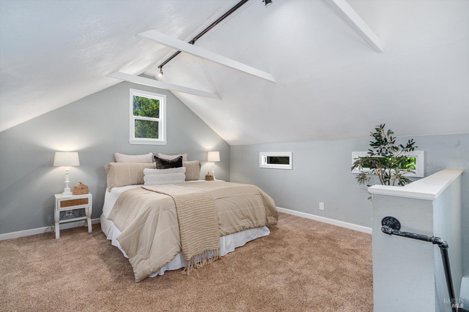 Detail Gallery Image 33 of 44 For 632 E K St, Benicia,  CA 94510 - 2 Beds | 2 Baths