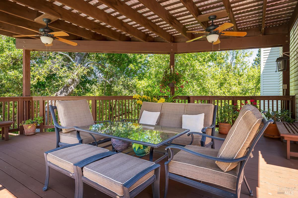 Detail Gallery Image 46 of 53 For 25 Wimbledon Ct, Novato,  CA 94949 - 4 Beds | 3/1 Baths