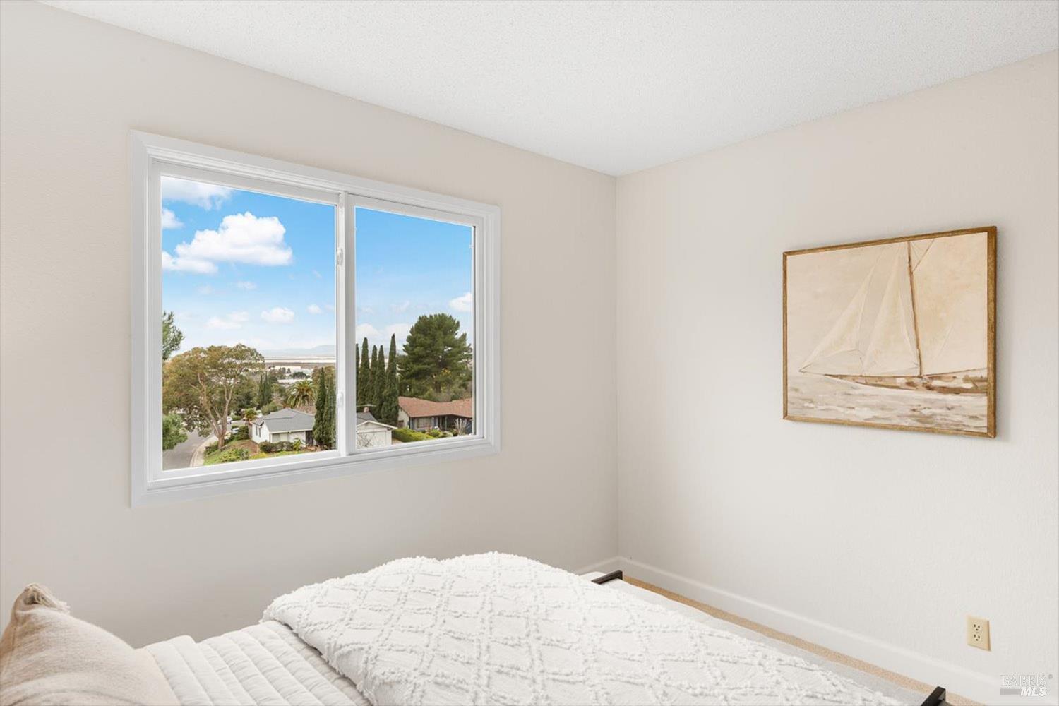 Detail Gallery Image 29 of 51 For 225 Riverview Dr, Vallejo,  CA 94589 - 4 Beds | 2/1 Baths