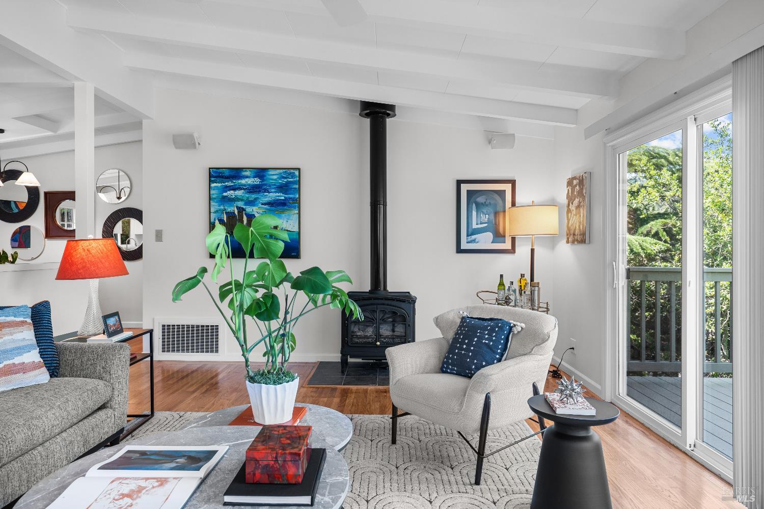 Detail Gallery Image 7 of 51 For 84 E Crescent Dr, San Rafael,  CA 94901 - 3 Beds | 2 Baths