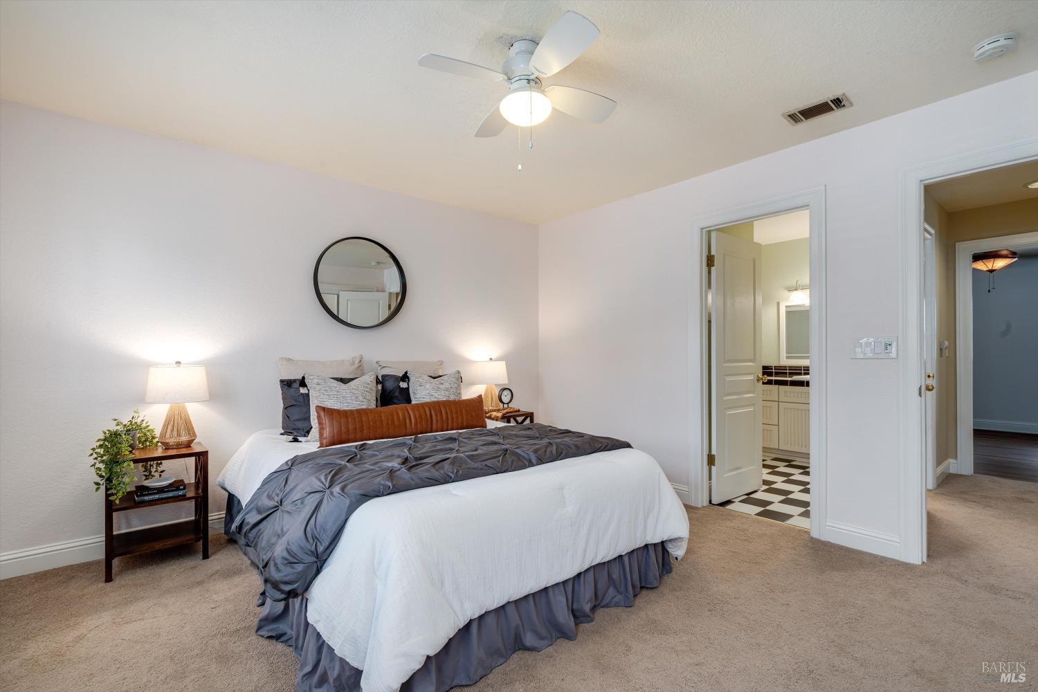 Detail Gallery Image 21 of 44 For 632 E K St, Benicia,  CA 94510 - 2 Beds | 2 Baths