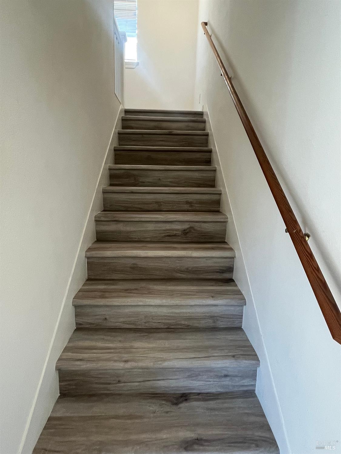 Detail Gallery Image 14 of 25 For 150 E J St #4,  Benicia,  CA 94510 - 1 Beds | 1 Baths