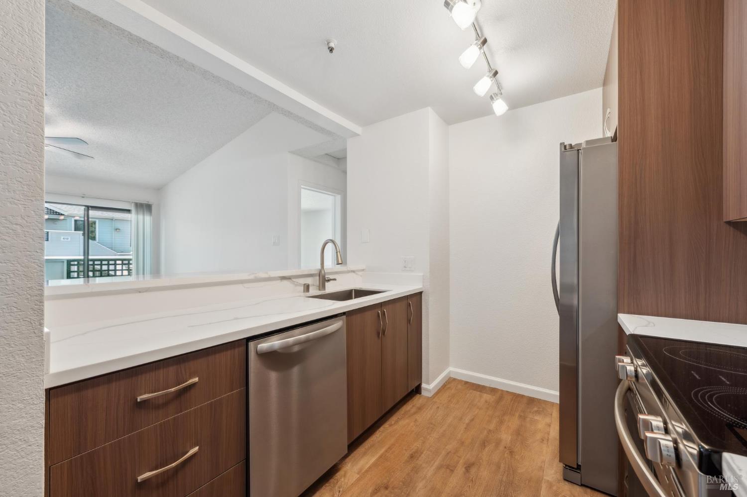 Detail Gallery Image 17 of 49 For 1201 Glen Cove Pkwy #514,  Vallejo,  CA 94591 - 1 Beds | 1 Baths