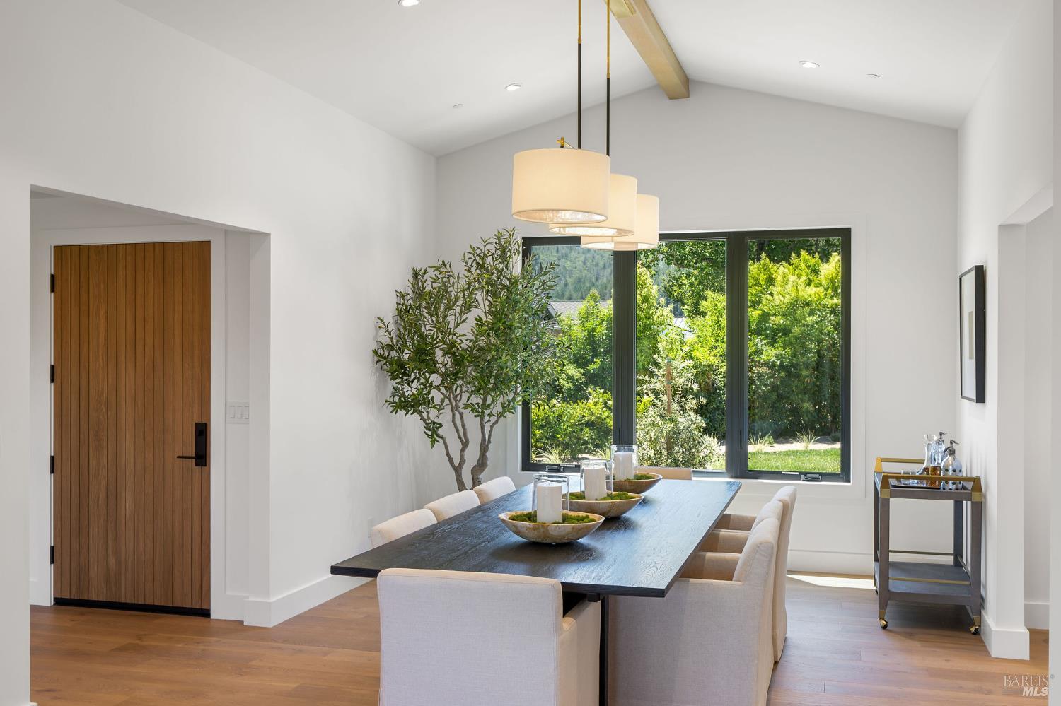 Detail Gallery Image 9 of 54 For 1597 Arrowhead Dr, Saint Helena,  CA 94574 - 3 Beds | 3/1 Baths