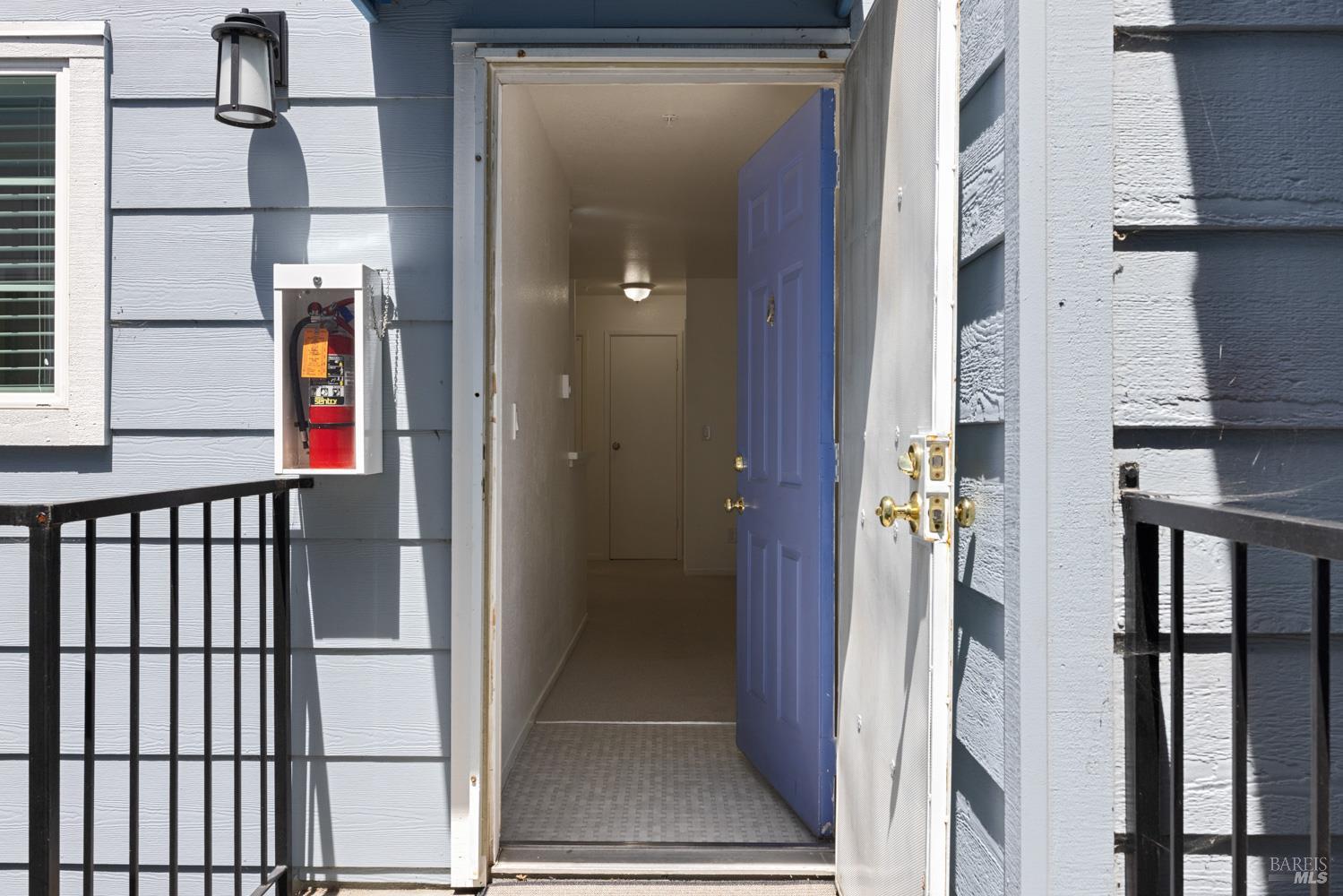 Lighthouse Drive, Vallejo, California image 3