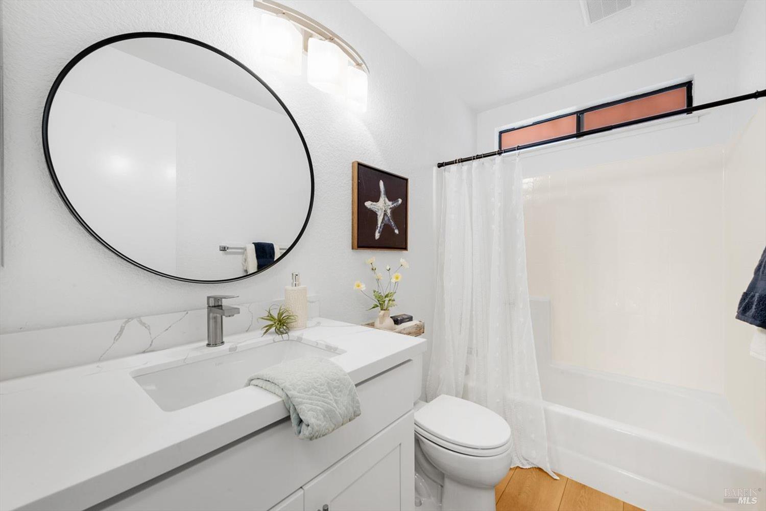 Detail Gallery Image 34 of 51 For 225 Riverview Dr, Vallejo,  CA 94589 - 4 Beds | 2/1 Baths