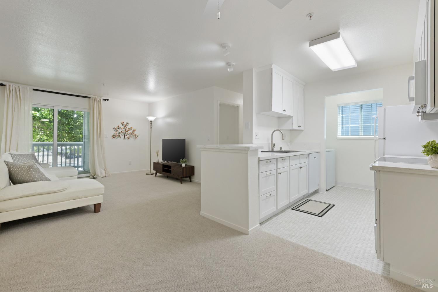Lighthouse Drive, Vallejo, California image 10