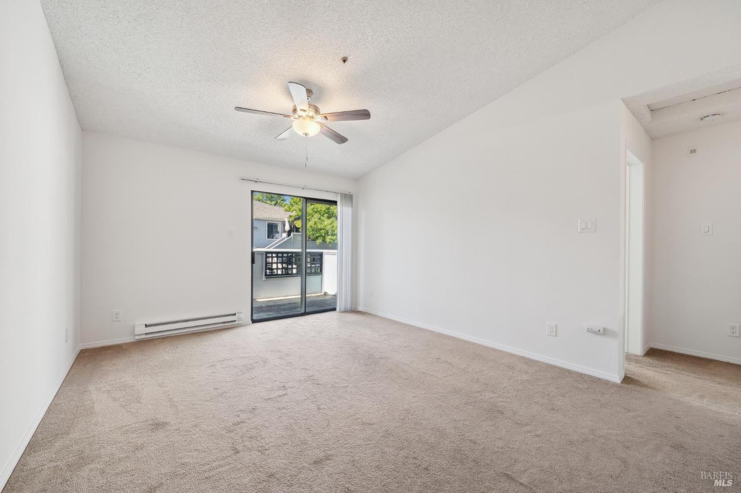 Detail Gallery Image 7 of 49 For 1201 Glen Cove Pkwy #514,  Vallejo,  CA 94591 - 1 Beds | 1 Baths
