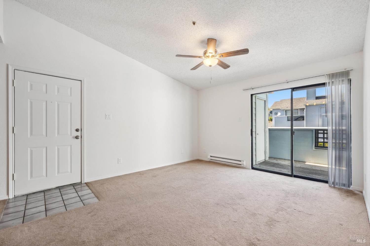 Detail Gallery Image 8 of 49 For 1201 Glen Cove Pkwy #514,  Vallejo,  CA 94591 - 1 Beds | 1 Baths