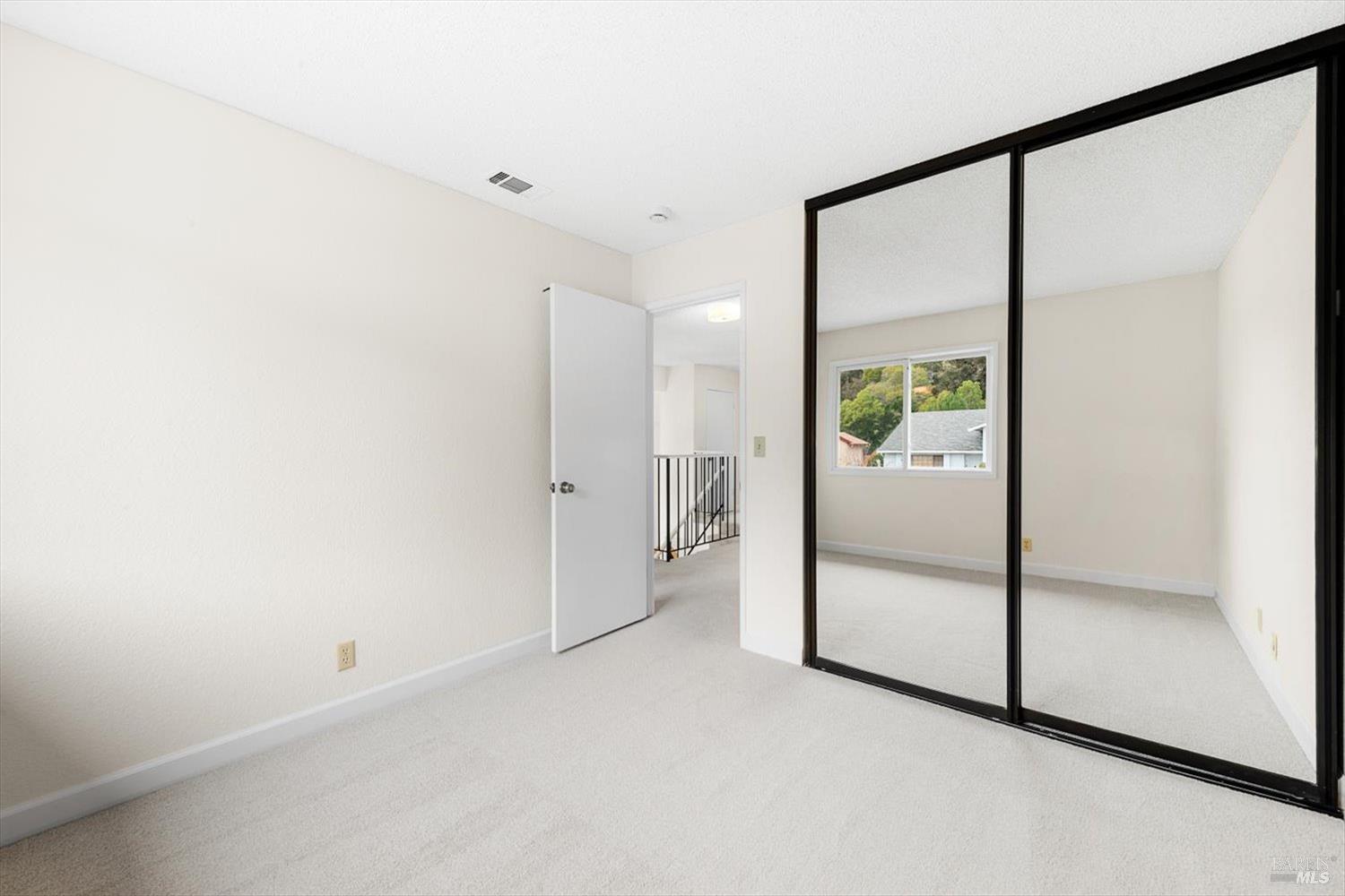 Detail Gallery Image 33 of 51 For 225 Riverview Dr, Vallejo,  CA 94589 - 4 Beds | 2/1 Baths