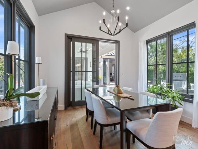 Detail Gallery Image 8 of 23 For 1814 Spring St, Saint Helena,  CA 94574 - 3 Beds | 3/1 Baths