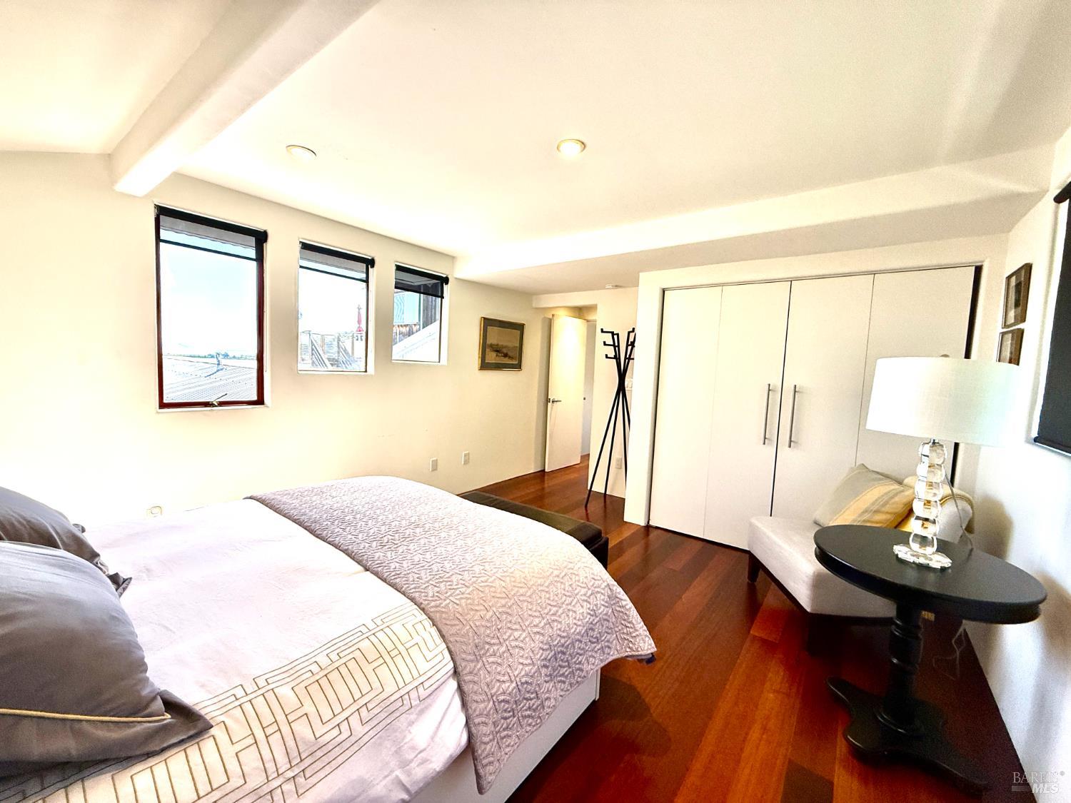 Detail Gallery Image 25 of 31 For 4 Sandy Beach Rd, Vallejo,  CA 94590 - 3 Beds | 3 Baths