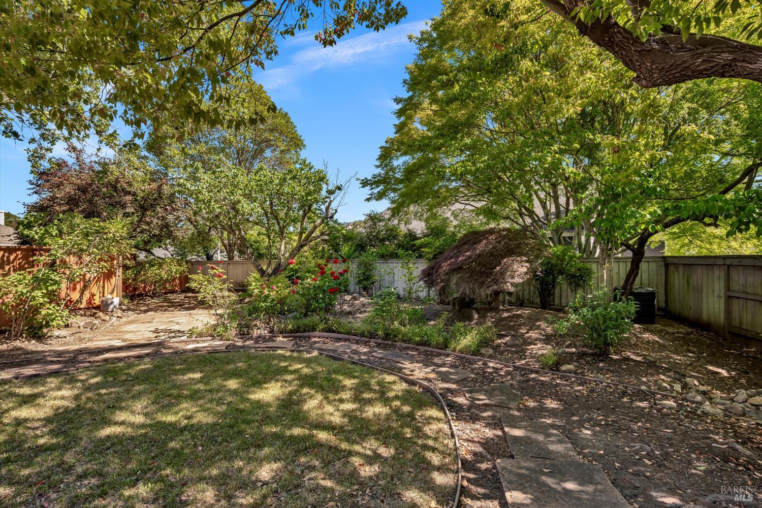 Detail Gallery Image 27 of 31 For 430 Woodley Pl, Santa Rosa,  CA 95409 - 2 Beds | 2 Baths