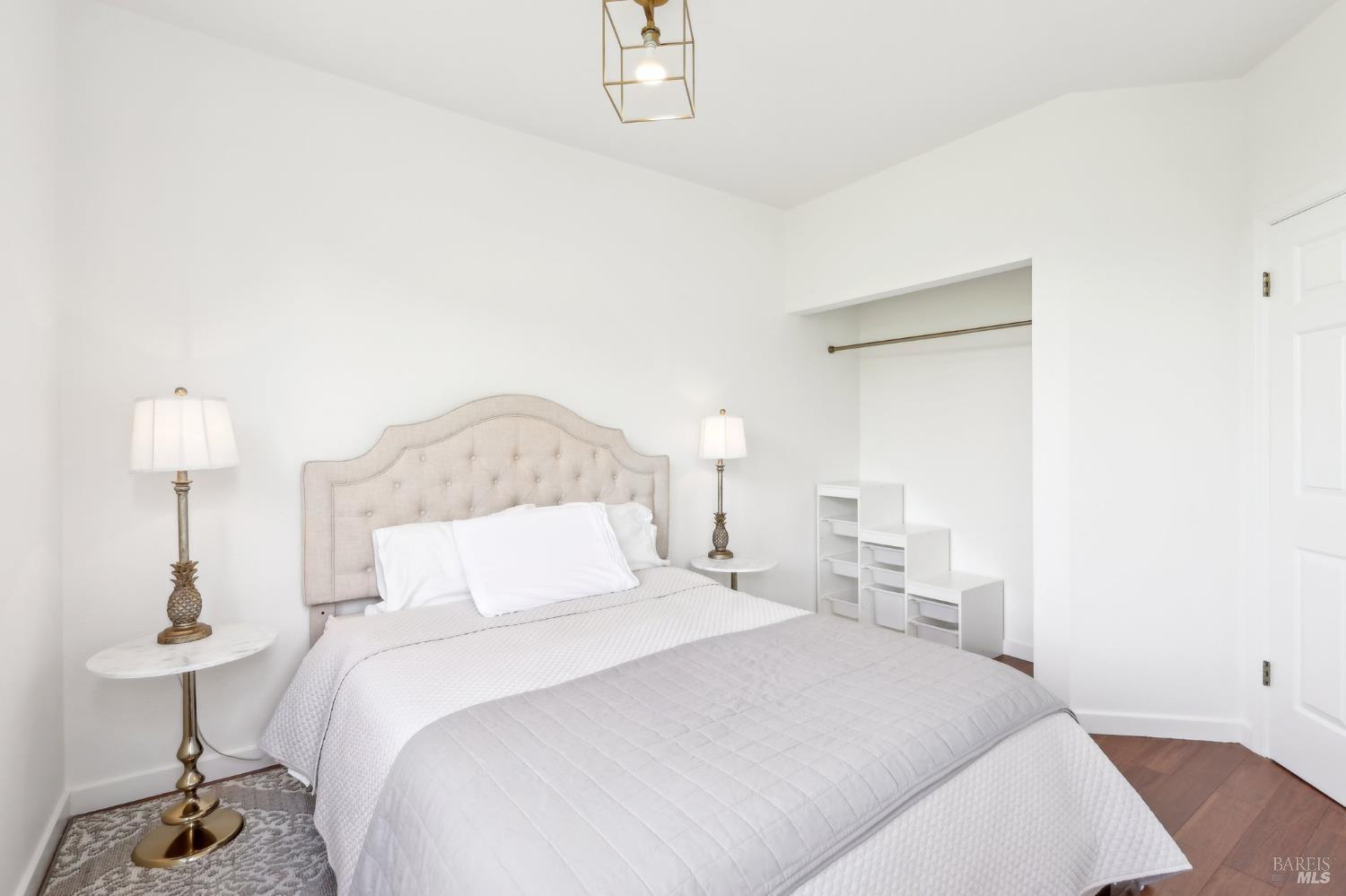 Detail Gallery Image 18 of 28 For 9 Gable Ct, San Rafael,  CA 94903 - 3 Beds | 2 Baths