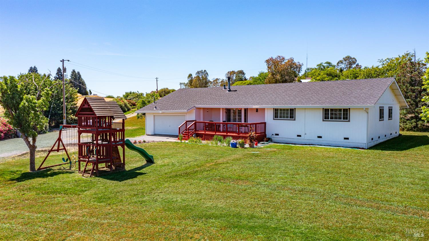 Detail Gallery Image 1 of 70 For 4270 Peaceful Glen Rd, Vacaville,  CA 95688 - 3 Beds | 2 Baths