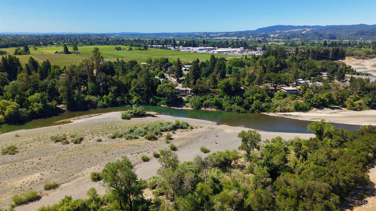 Detail Gallery Image 43 of 48 For 1306 Pinon Dr, Healdsburg,  CA 95448 - 2 Beds | 2/1 Baths