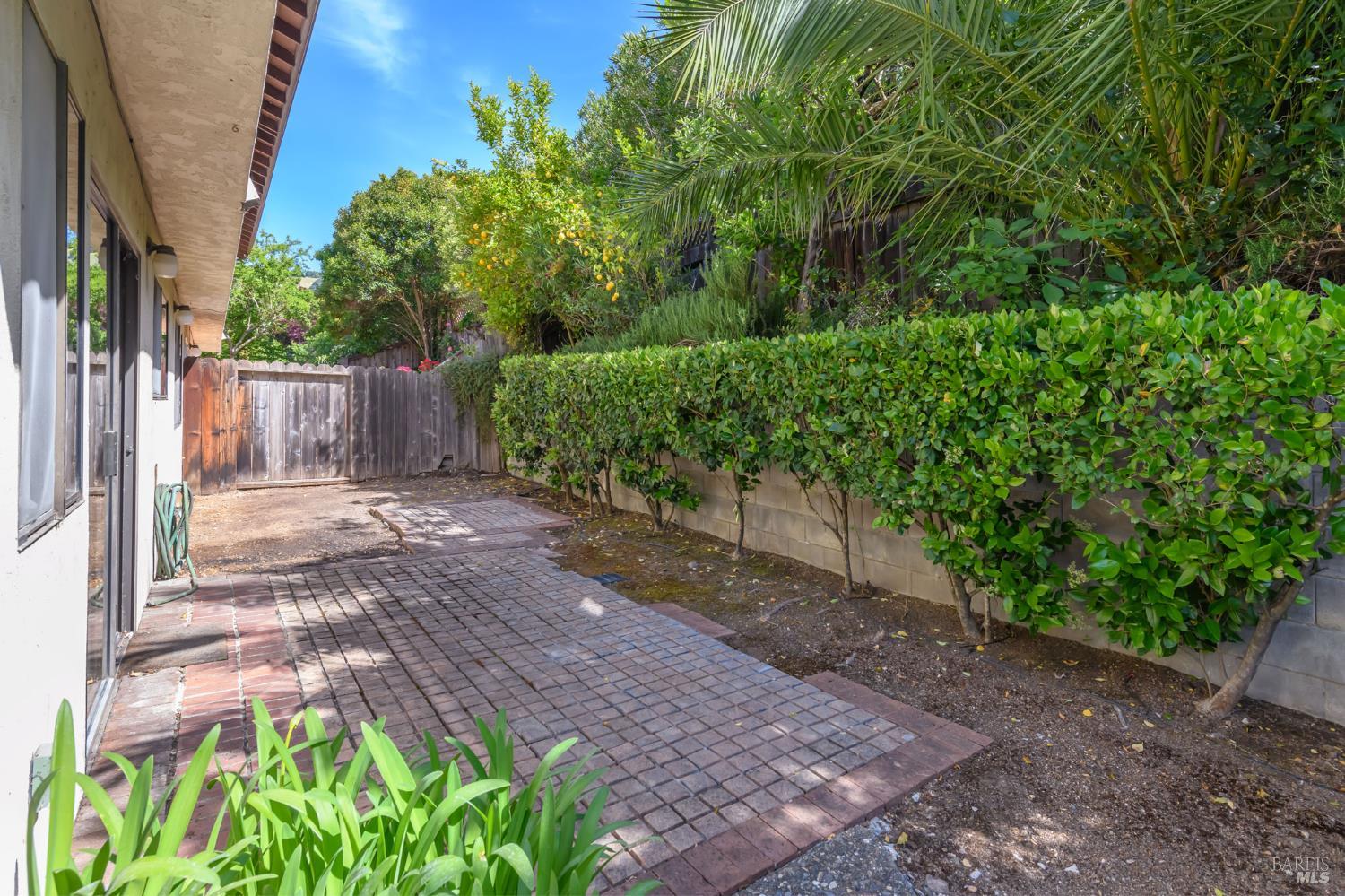 Detail Gallery Image 19 of 25 For 475 San Marin Dr, Novato,  CA 94945 - 4 Beds | 2/1 Baths