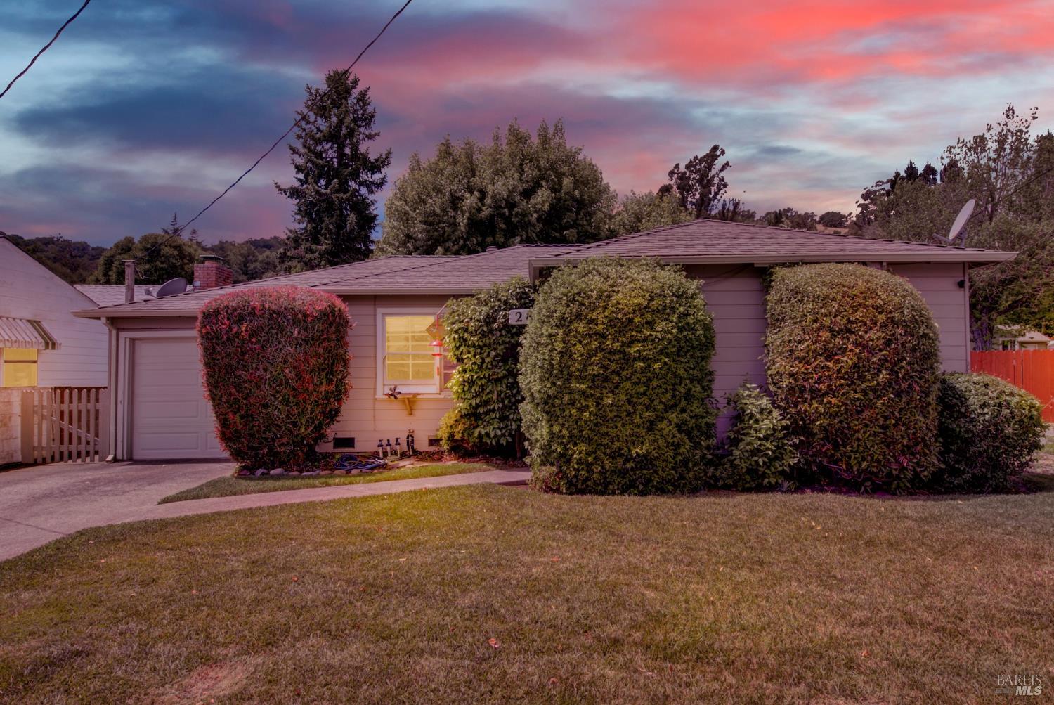 Detail Gallery Image 6 of 64 For 285 Homewood Ave, Napa,  CA 94558 - 2 Beds | 1 Baths