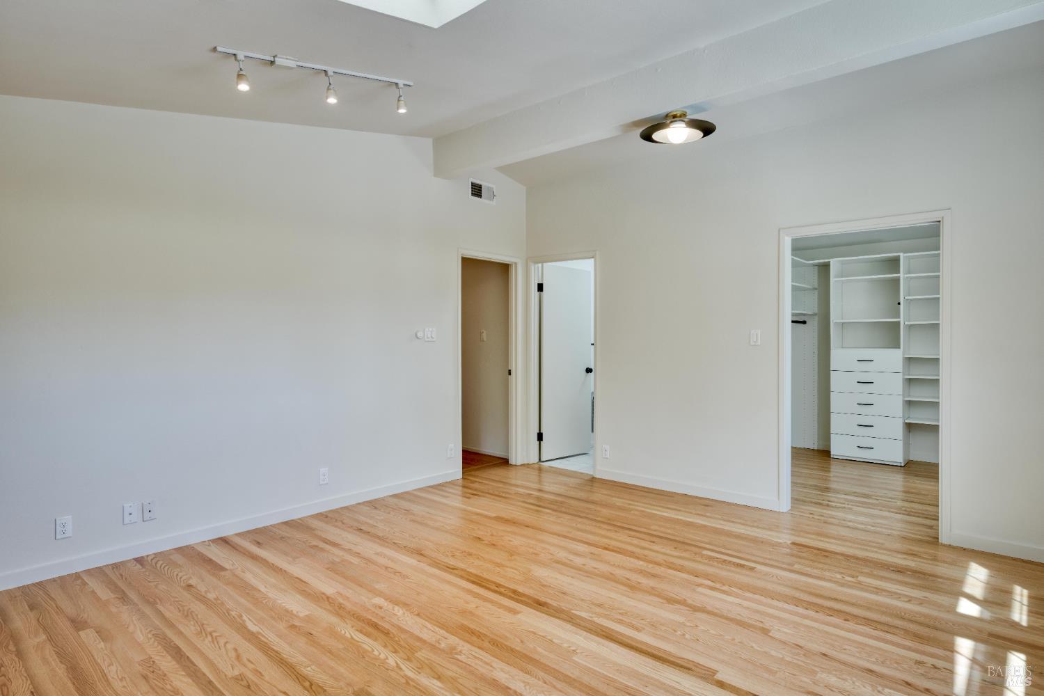 Detail Gallery Image 24 of 43 For 916 Colorado Blvd, Santa Rosa,  CA 95405 - 4 Beds | 2 Baths