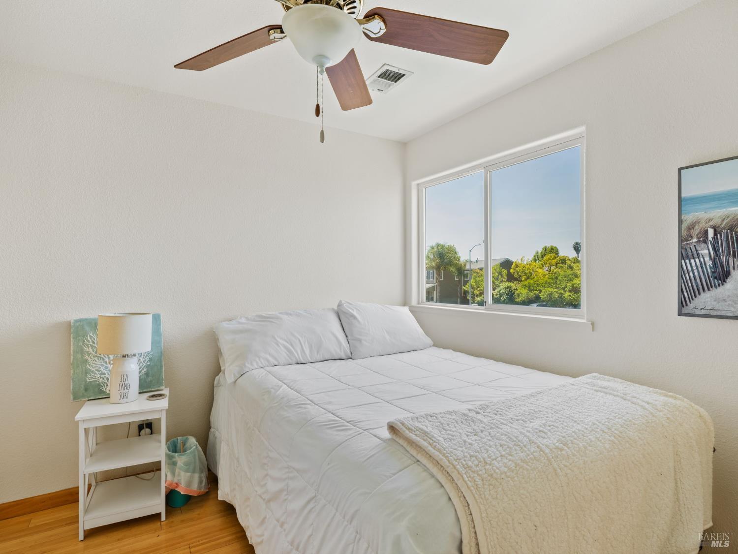 Detail Gallery Image 33 of 60 For 109 Paradise Dr, Napa,  CA 94558 - 4 Beds | 2/1 Baths