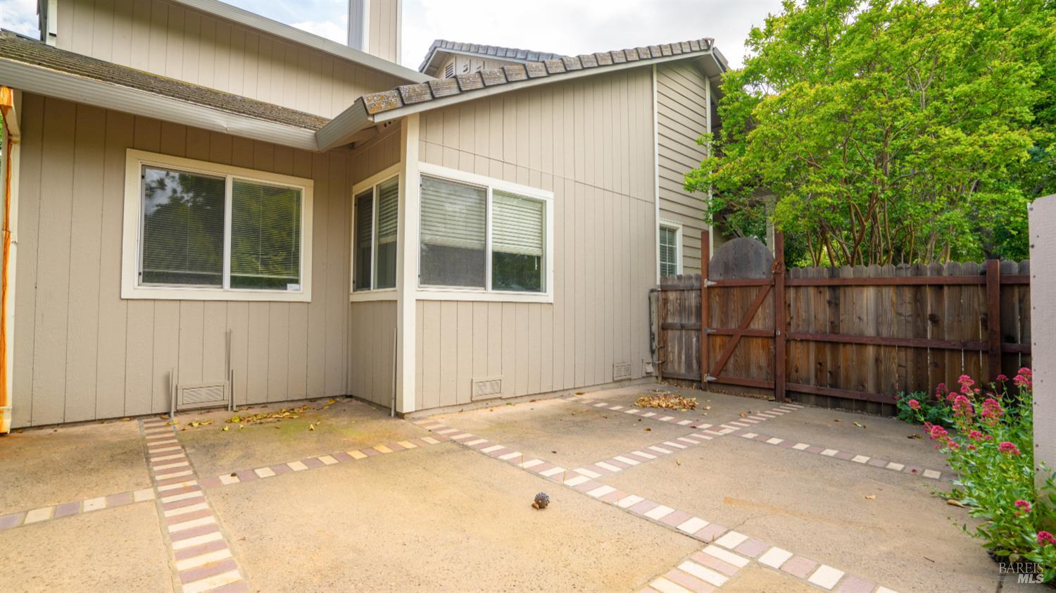 Detail Gallery Image 45 of 46 For 1191 Araquipa Ct, Vacaville,  CA 95687 - 3 Beds | 2/1 Baths