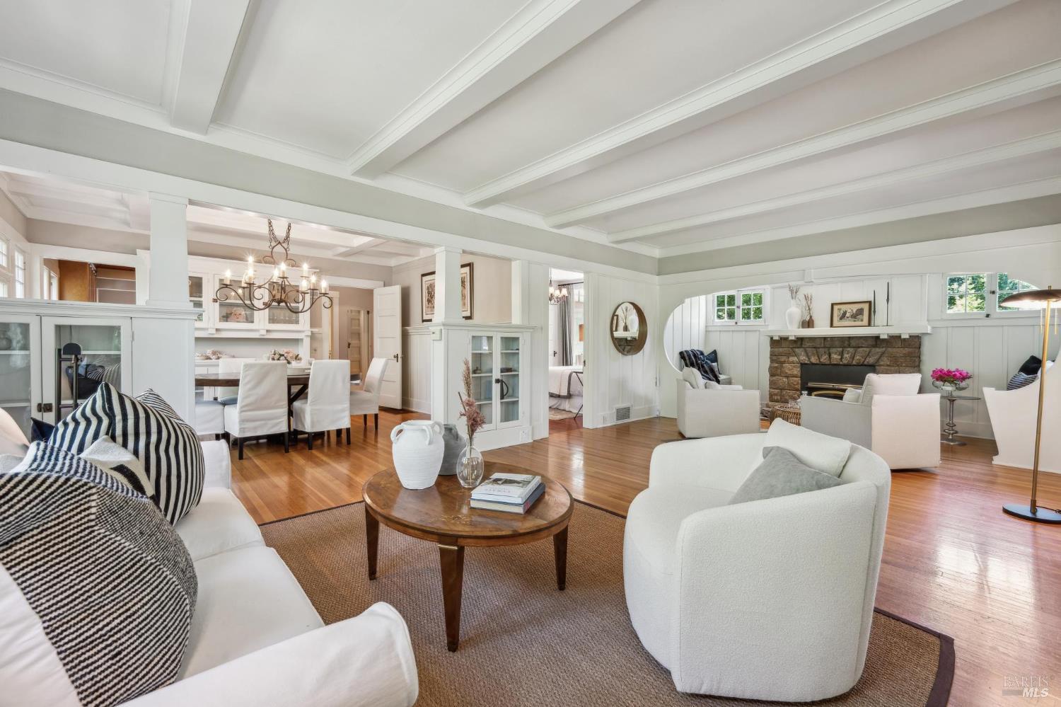 Detail Gallery Image 19 of 94 For 880 W Agua Caliente Rd, Sonoma,  CA 95476 - 4 Beds | 3 Baths