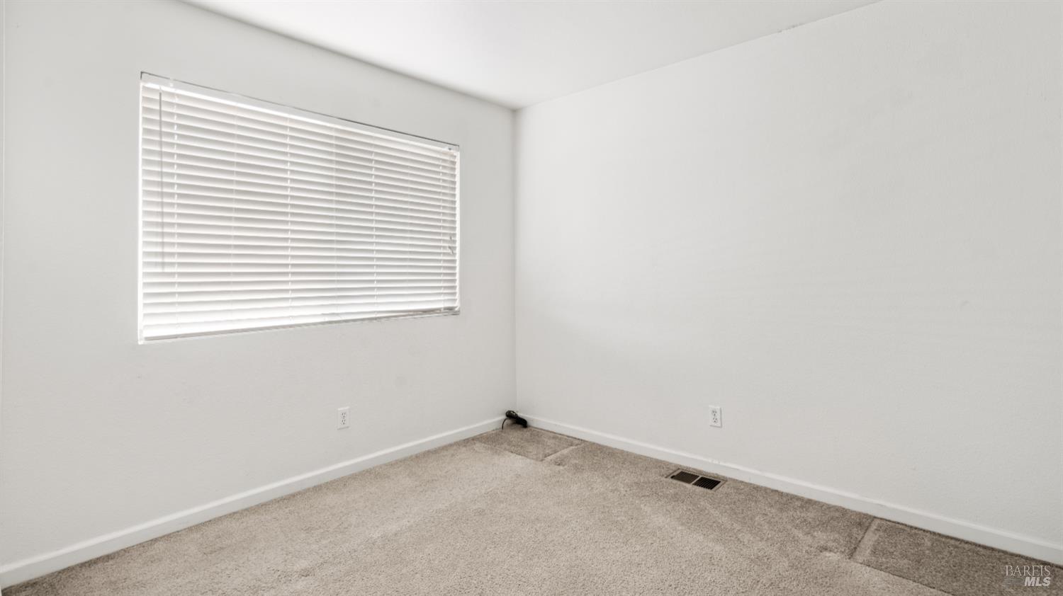 Detail Gallery Image 28 of 46 For 1191 Araquipa Ct, Vacaville,  CA 95687 - 3 Beds | 2/1 Baths