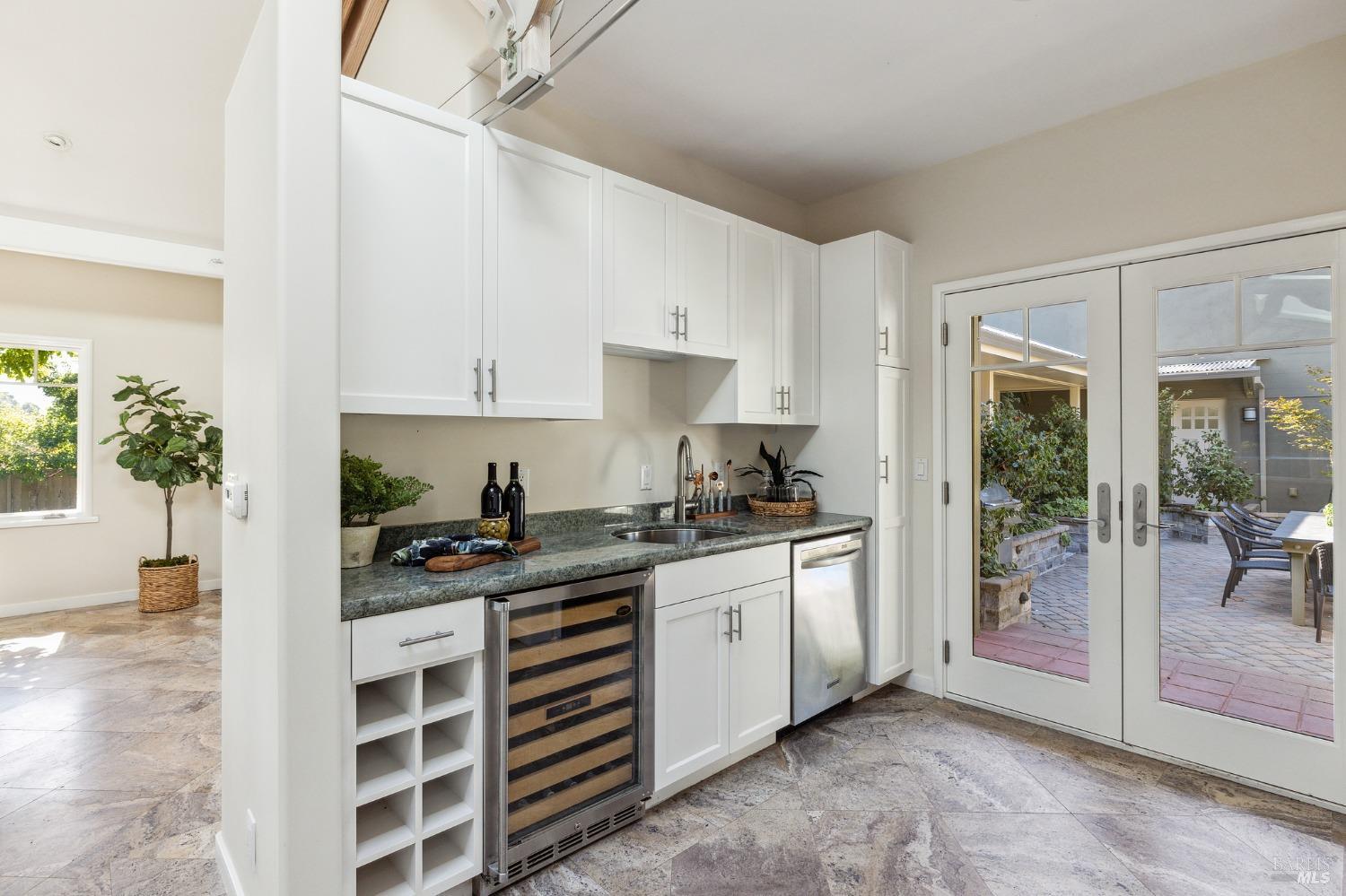 Detail Gallery Image 20 of 56 For 41 Cypress Rd, Point Reyes Station,  CA 94956 - 4 Beds | 4/1 Baths