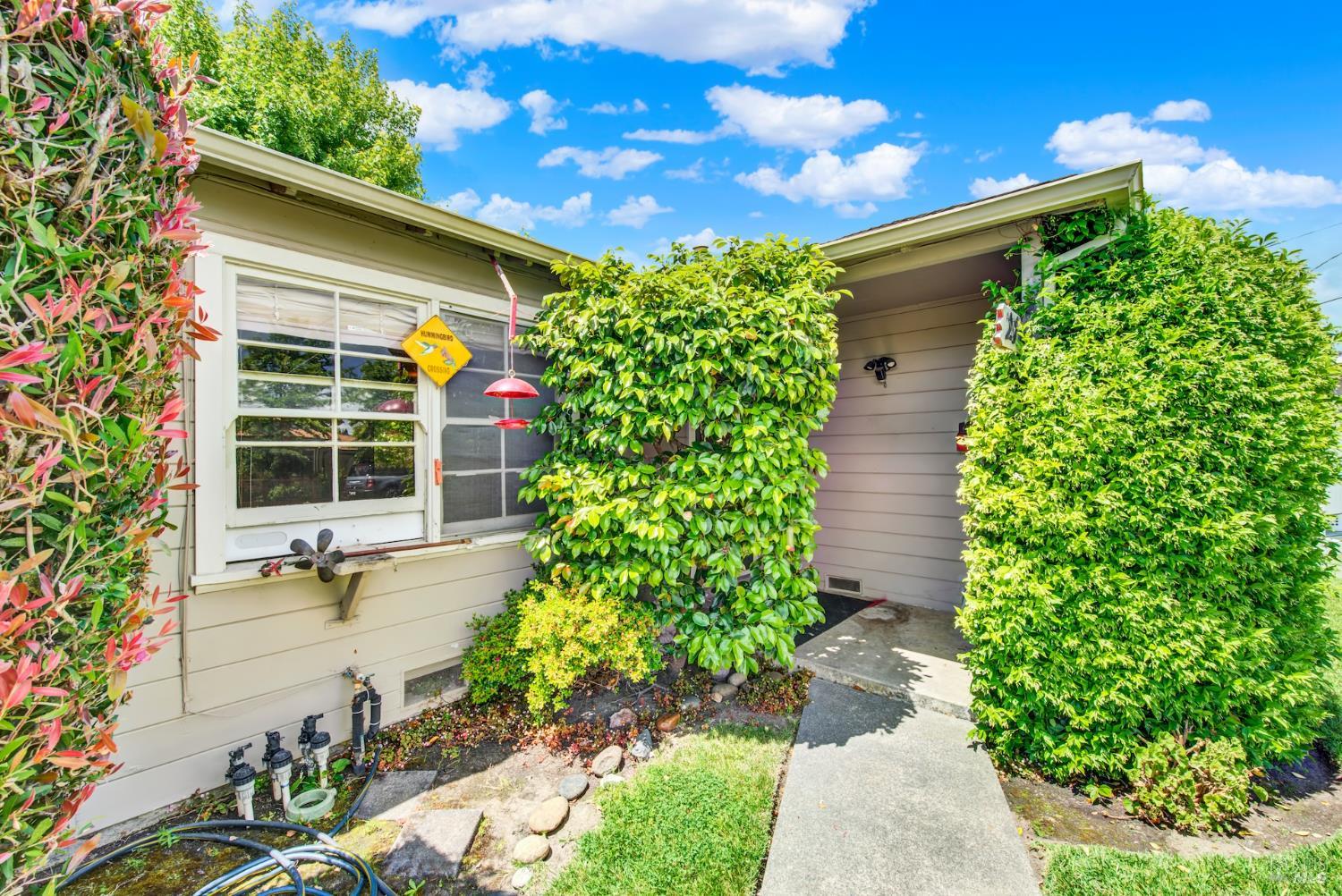 Detail Gallery Image 11 of 64 For 285 Homewood Ave, Napa,  CA 94558 - 2 Beds | 1 Baths