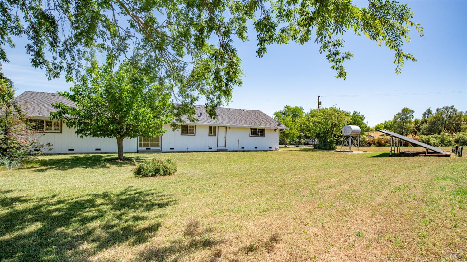 Detail Gallery Image 38 of 70 For 4270 Peaceful Glen Rd, Vacaville,  CA 95688 - 3 Beds | 2 Baths
