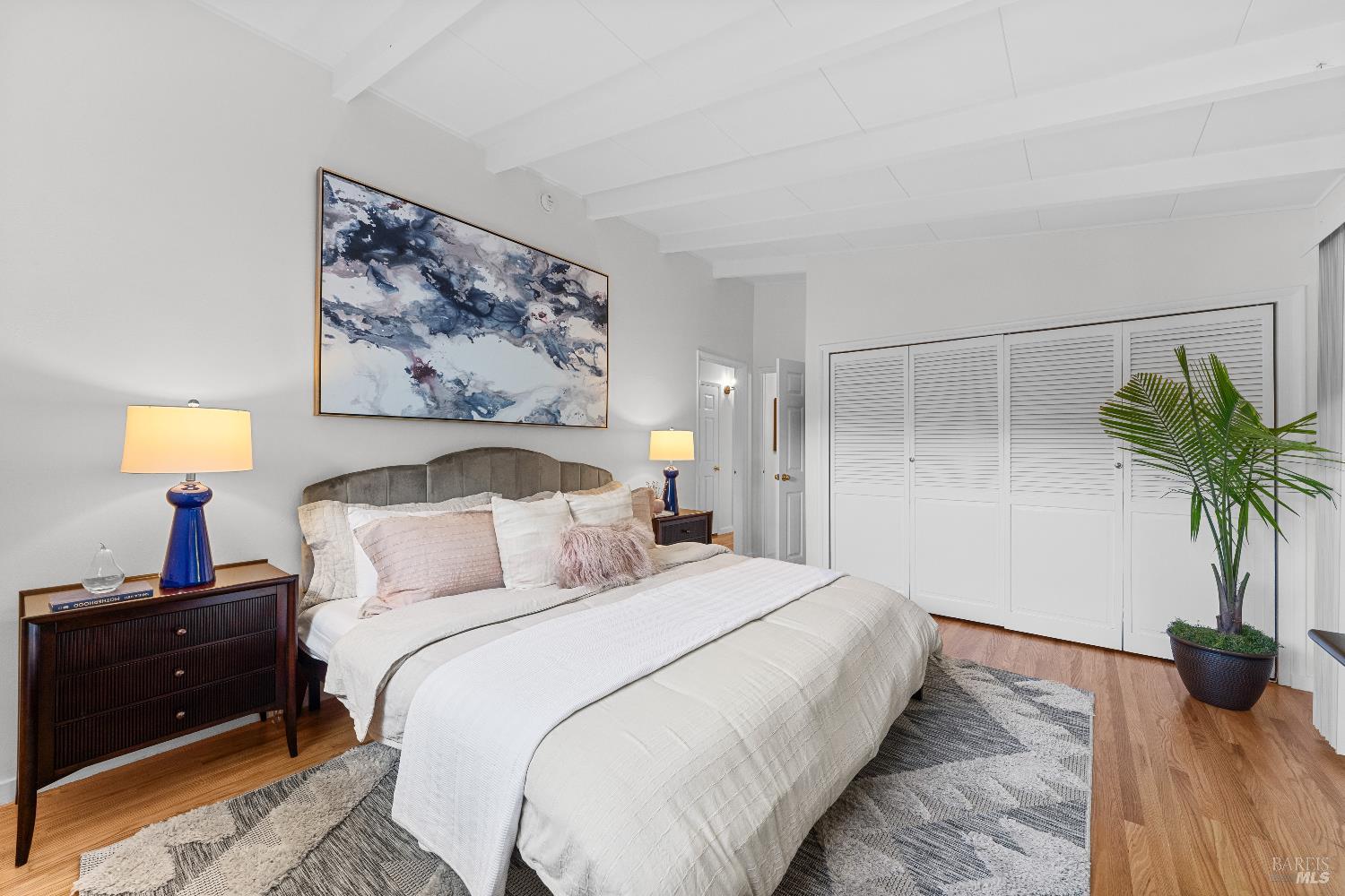 Detail Gallery Image 31 of 51 For 84 E Crescent Dr, San Rafael,  CA 94901 - 3 Beds | 2 Baths