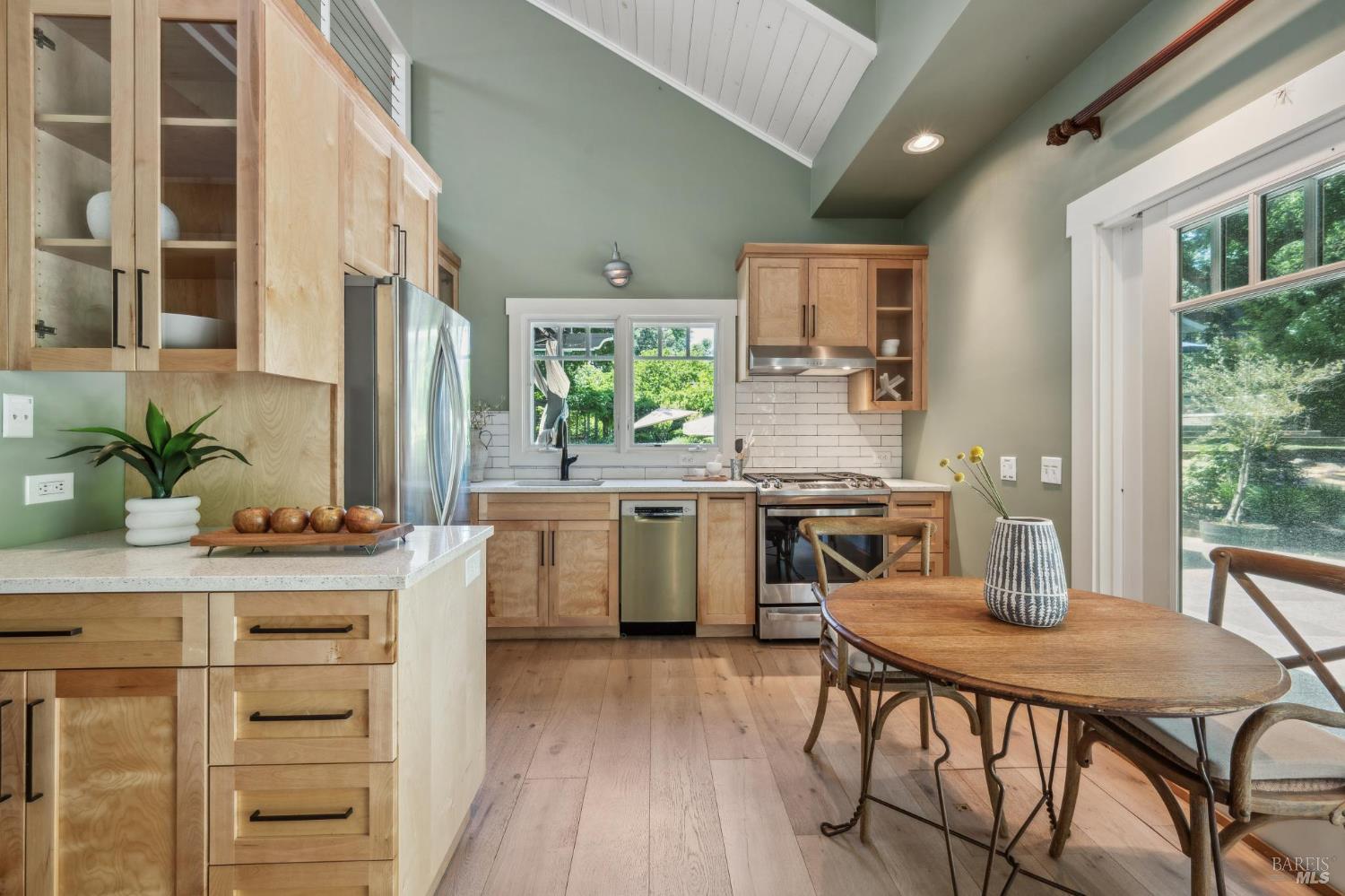 Detail Gallery Image 73 of 94 For 880 W Agua Caliente Rd, Sonoma,  CA 95476 - 4 Beds | 3 Baths