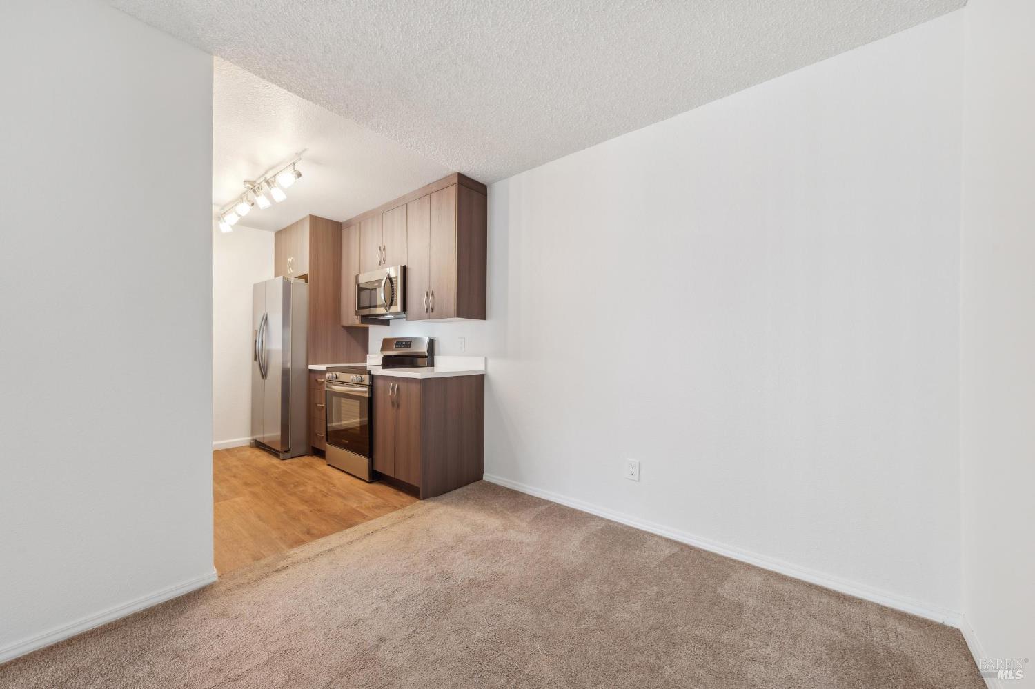 Detail Gallery Image 13 of 49 For 1201 Glen Cove Pkwy #514,  Vallejo,  CA 94591 - 1 Beds | 1 Baths