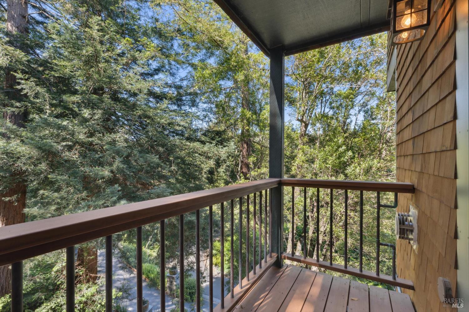 Detail Gallery Image 53 of 54 For 222 Marguerite Ave, Mill Valley,  CA 94941 - 4 Beds | 5 Baths
