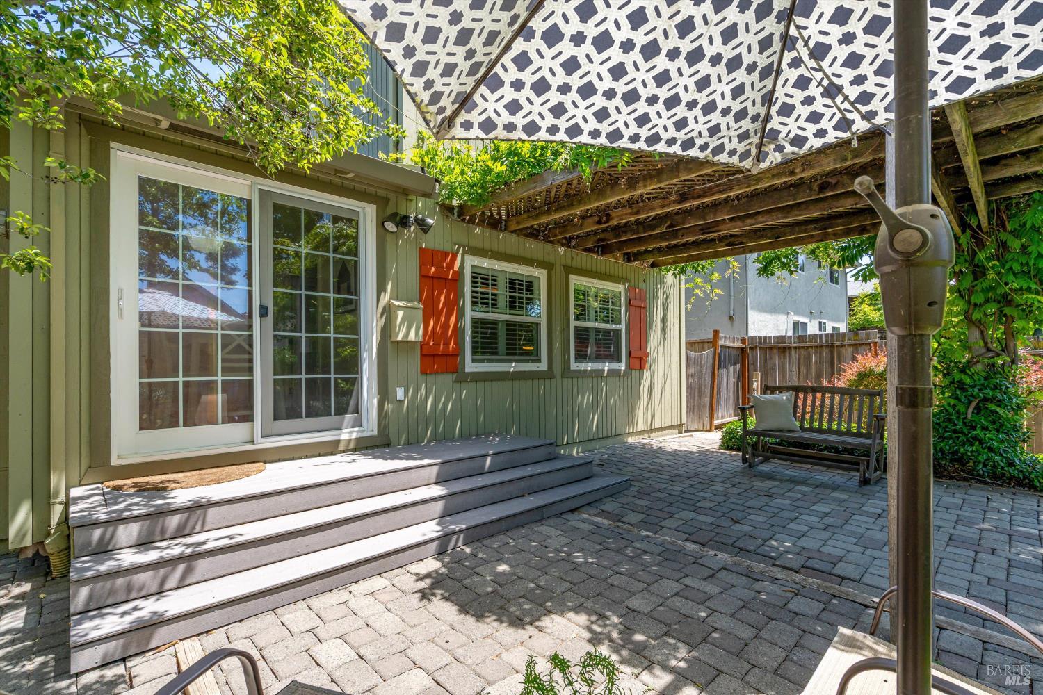 Detail Gallery Image 40 of 44 For 632 E K St, Benicia,  CA 94510 - 2 Beds | 2 Baths