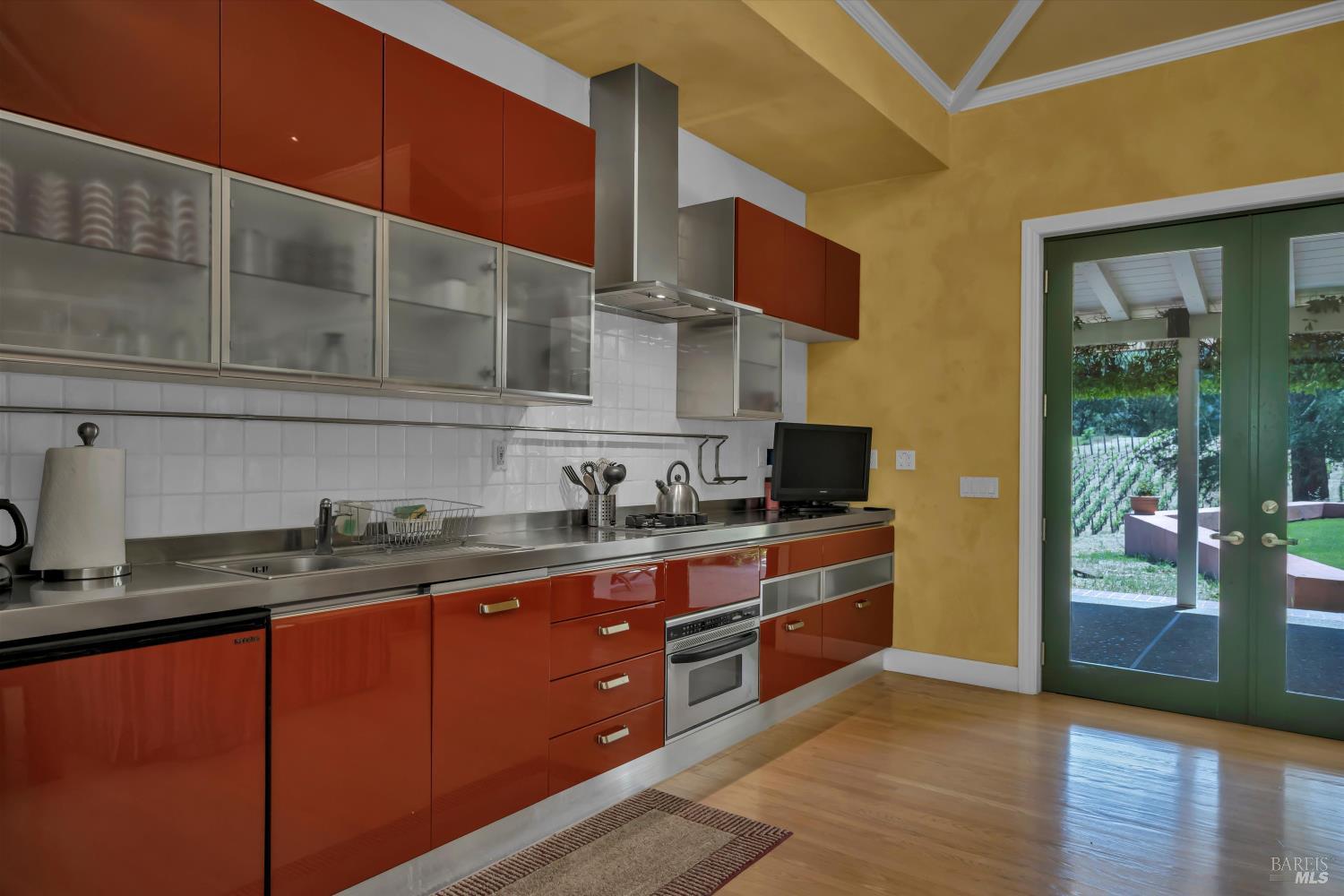 Detail Gallery Image 23 of 33 For 1975 Whitehall Ln, Saint Helena,  CA 94574 - 5 Beds | 5/1 Baths