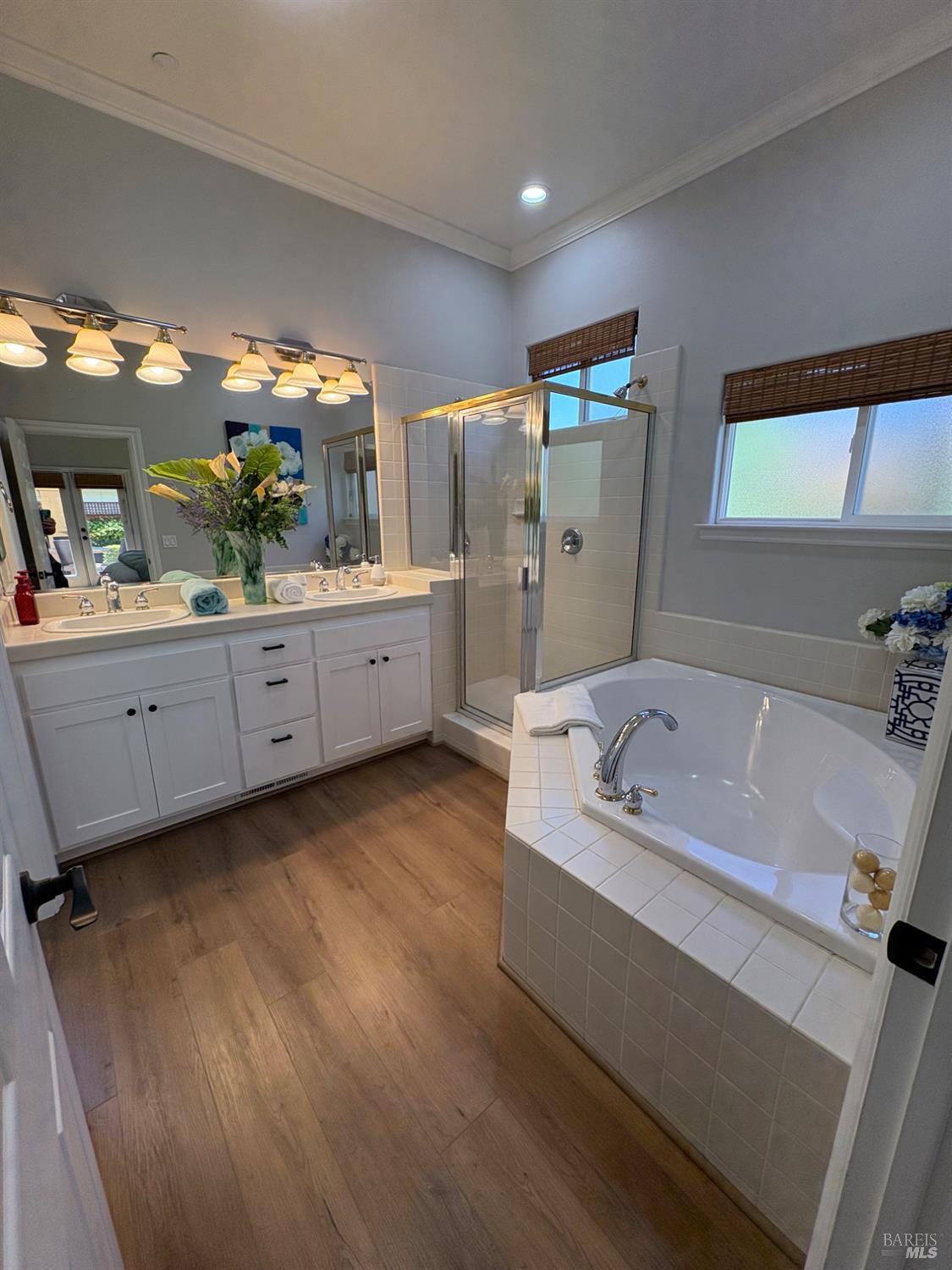 Detail Gallery Image 54 of 66 For 10 Buhman Ct, Napa,  CA 94558 - 5 Beds | 2/1 Baths