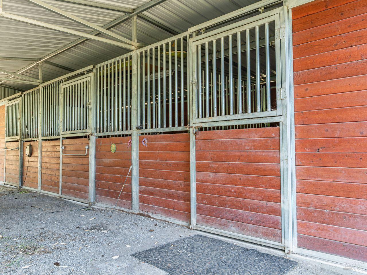 Detail Gallery Image 26 of 33 For 2375 Los Olivos Rd, Santa Rosa,  CA 95404 - 2 Beds | 1 Baths