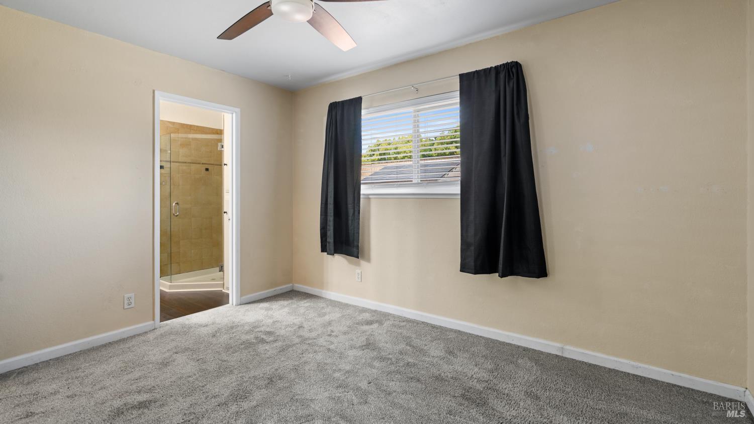 Detail Gallery Image 25 of 36 For 1661 California Dr, Vacaville,  CA 95687 - 3 Beds | 2 Baths