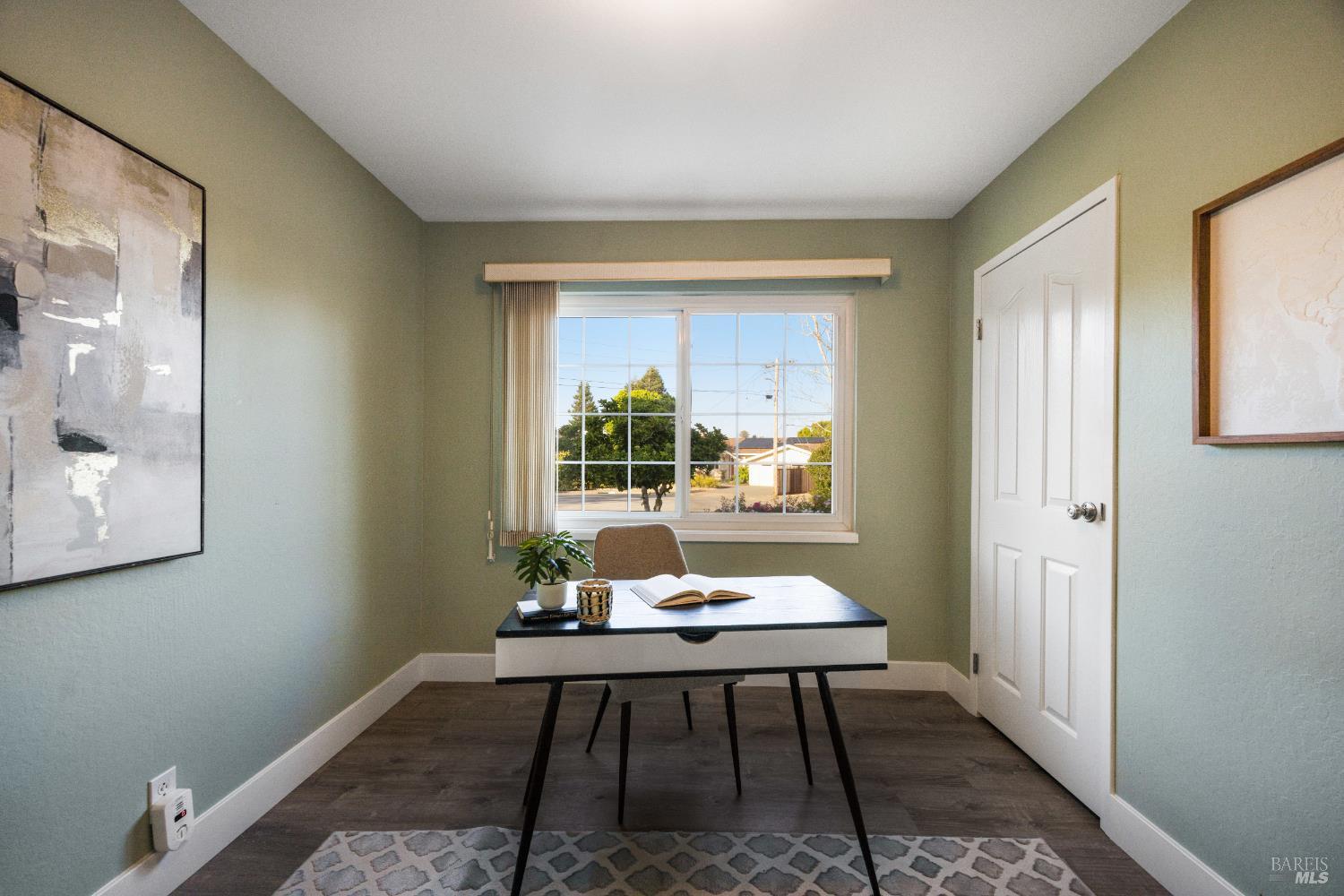Detail Gallery Image 31 of 83 For 22 Laurie Ct, Novato,  CA 94947 - 4 Beds | 2 Baths