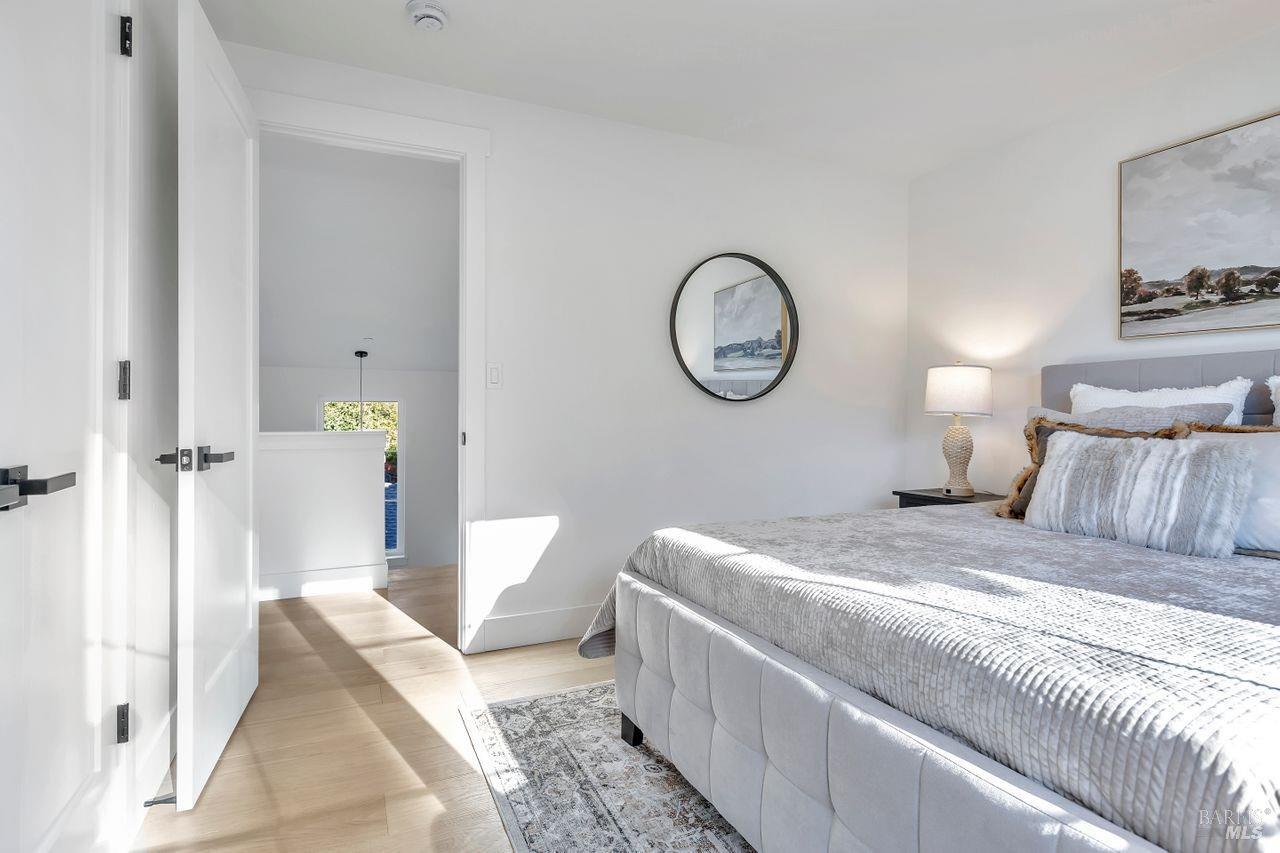 Detail Gallery Image 30 of 64 For 22 Cedar Ave, Kentfield,  CA 94904 - 5 Beds | 5 Baths