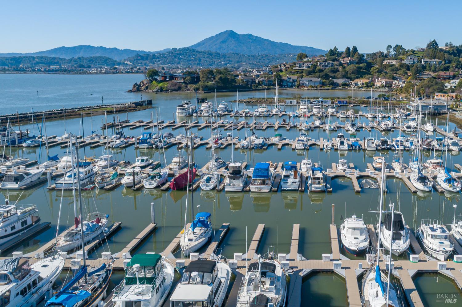 Detail Gallery Image 66 of 67 For 16 Marin Bay Park Ct, San Rafael,  CA 94901 - 4 Beds | 3/1 Baths