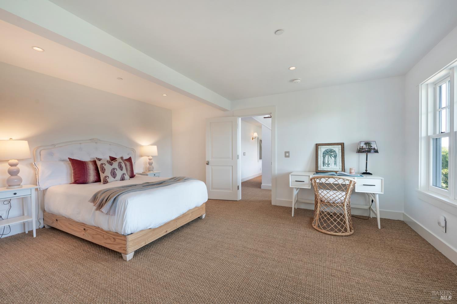 Detail Gallery Image 47 of 64 For 22 Eucalyptus Rd, Belvedere,  CA 94920 - 5 Beds | 4/2 Baths