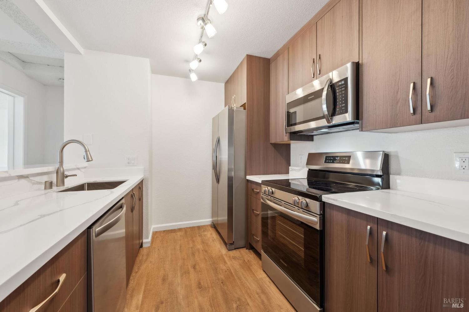 Detail Gallery Image 15 of 49 For 1201 Glen Cove Pkwy #514,  Vallejo,  CA 94591 - 1 Beds | 1 Baths