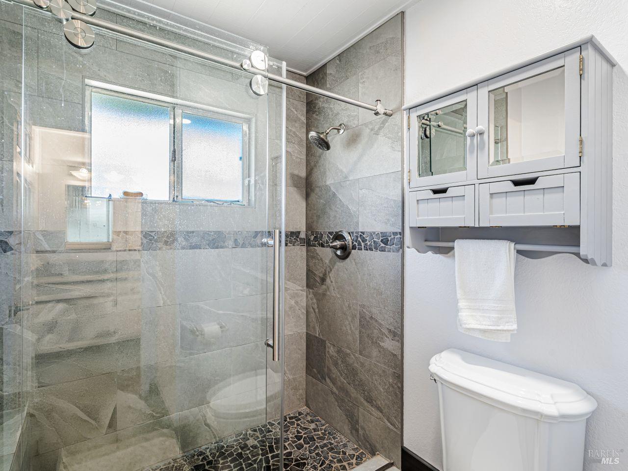Detail Gallery Image 22 of 30 For 4793 Glencannon St, Santa Rosa,  CA 95405 - 3 Beds | 2 Baths