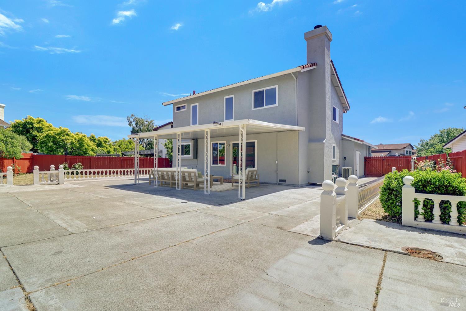 Detail Gallery Image 17 of 29 For 181 Belvedere Ct, Vallejo,  CA 94589 - 4 Beds | 3 Baths