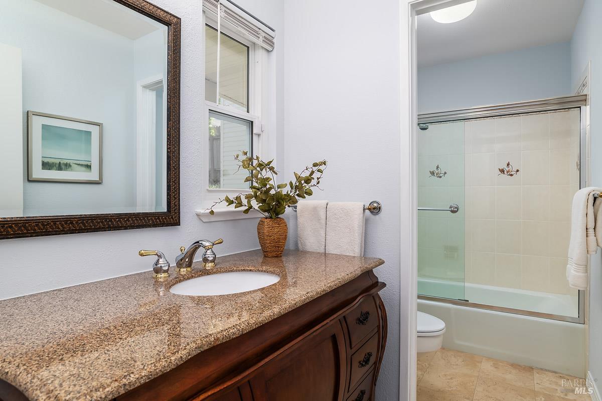 Detail Gallery Image 30 of 53 For 25 Wimbledon Ct, Novato,  CA 94949 - 4 Beds | 3/1 Baths