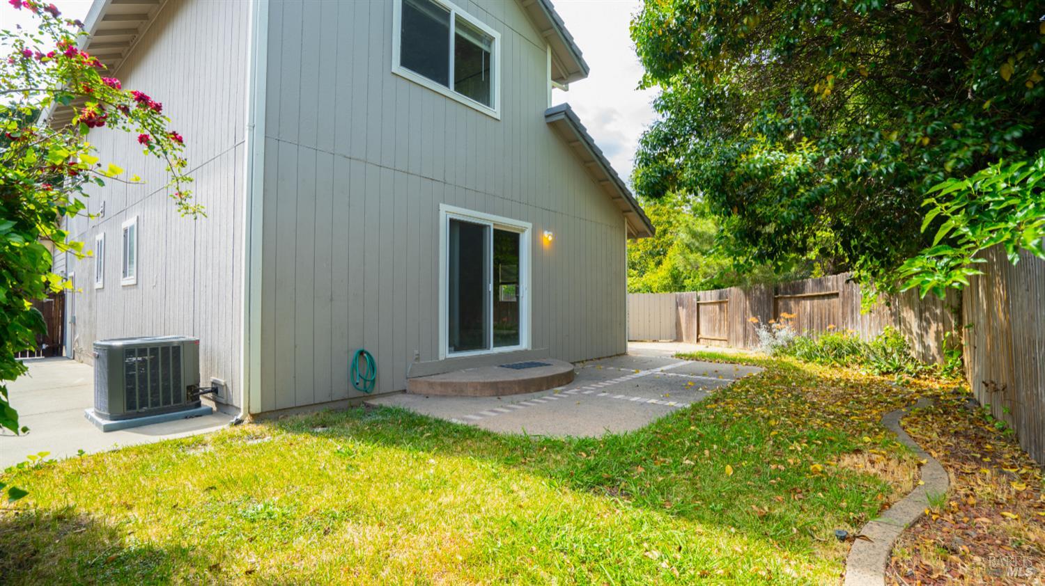 Detail Gallery Image 30 of 46 For 1191 Araquipa Ct, Vacaville,  CA 95687 - 3 Beds | 2/1 Baths